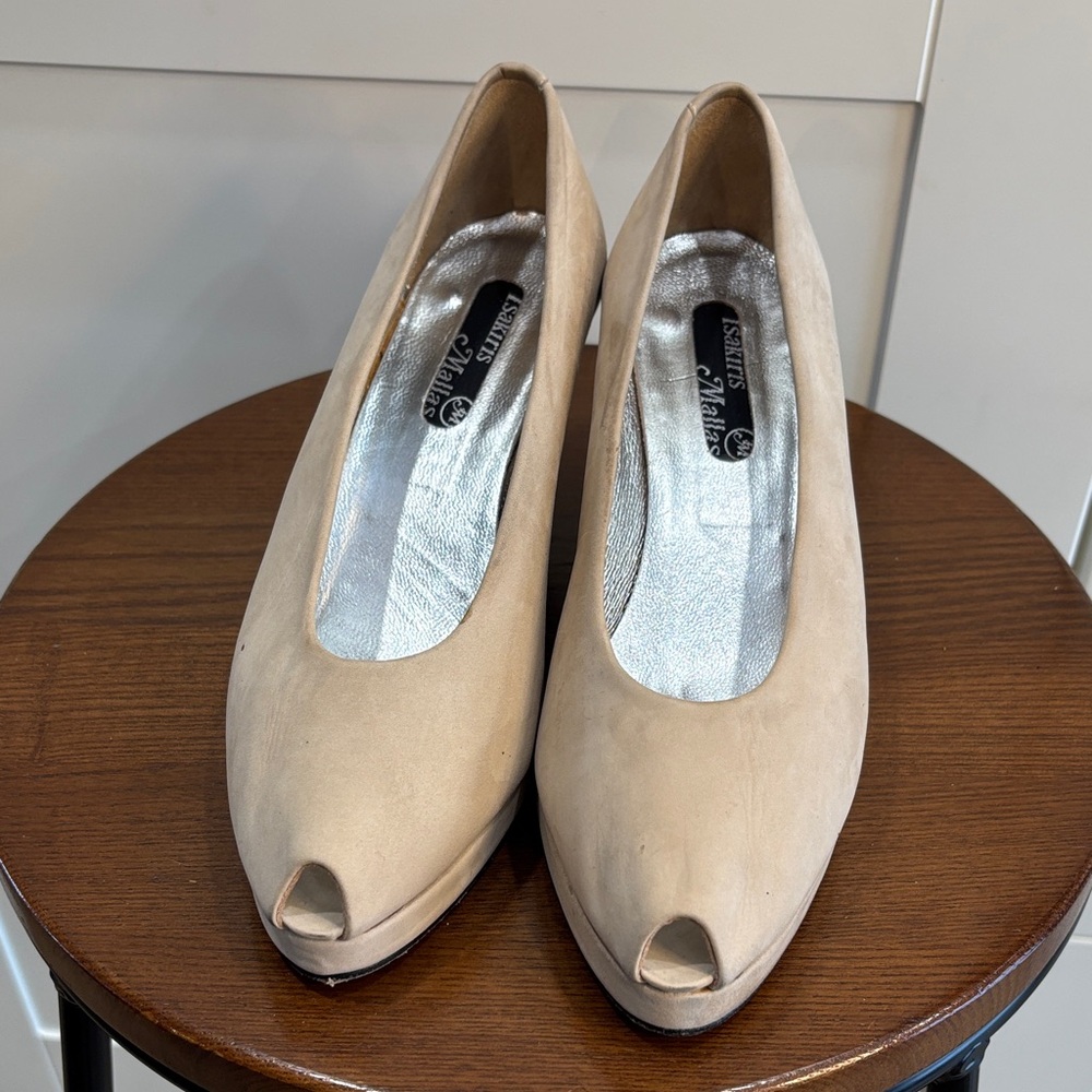 Vintage leather Women's Cream Peep Toe Heels
